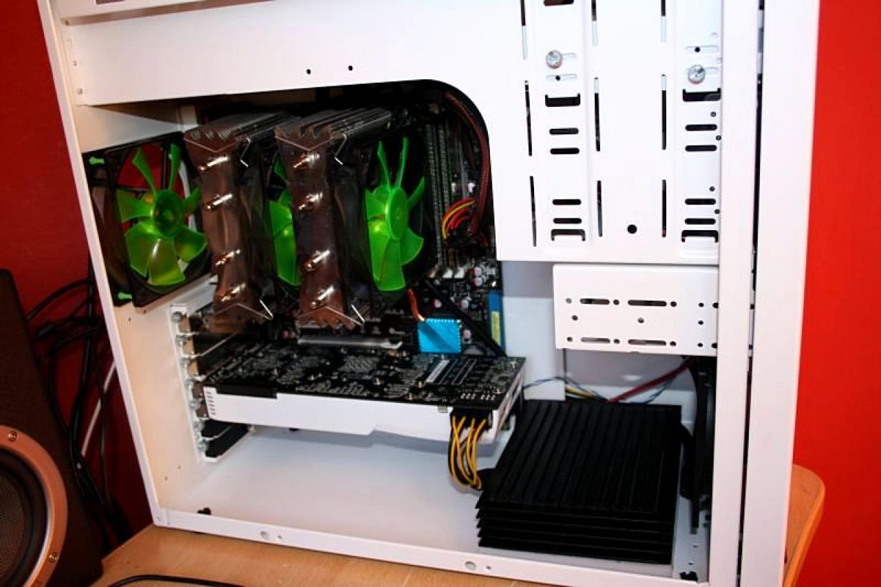 [22/10/2010] Kontrastreiche Lian-Li-Casemod: Schwarz trifft Weiß bei The Brightest Darkness (10)