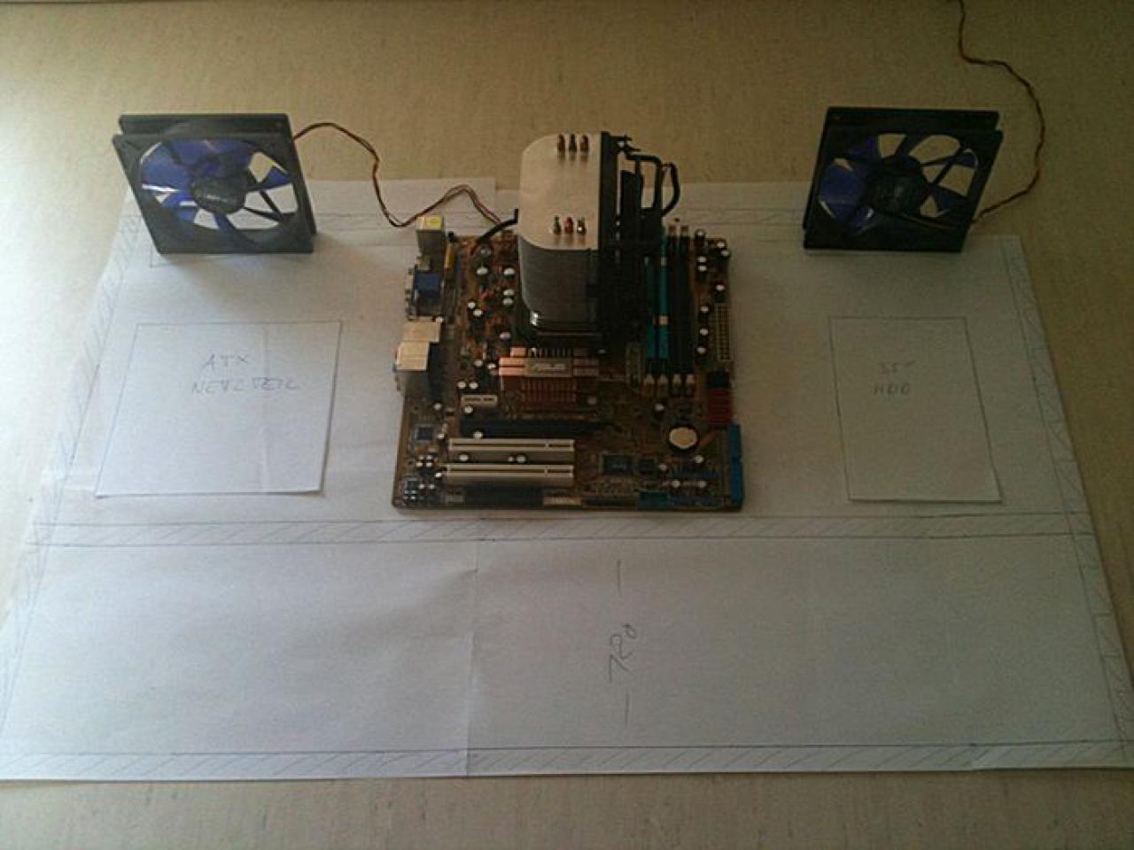 [31/10/2010] (Fast) Unsichtbarer HTPC: PC und Lautsprecher in einem Gehäuse (1)