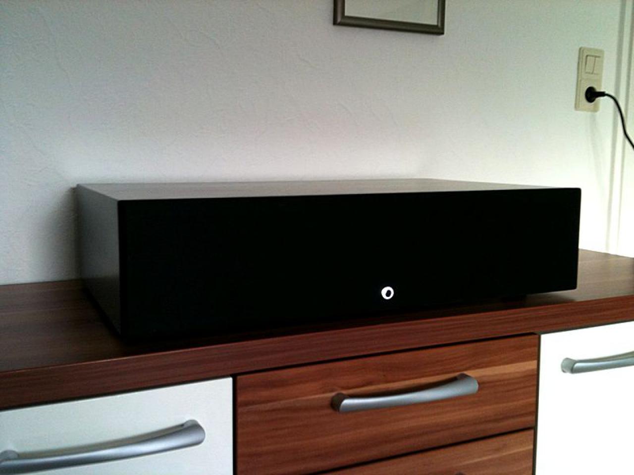 [31/10/2010] (Fast) Unsichtbarer HTPC: PC und Lautsprecher in einem Gehäuse (49)