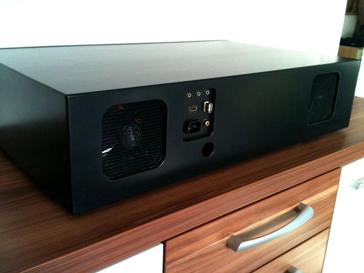 [31/10/2010] (Fast) Unsichtbarer HTPC: PC und Lautsprecher in einem Gehäuse (50)