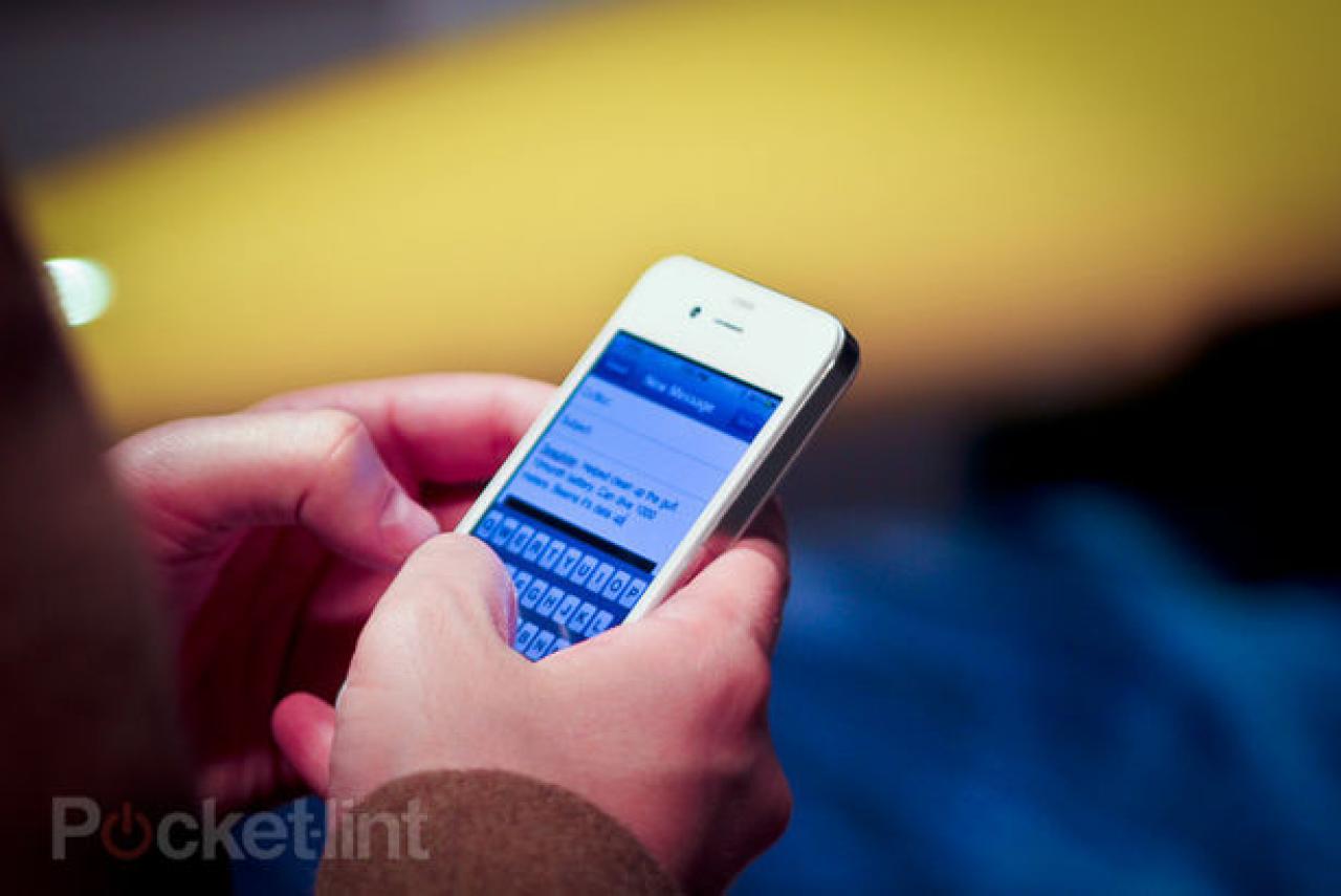 [17/10/2010] Weißes Iphone 4: Aktuell nur mit VIP-Status und Vitamin B zu bekommen? (5)