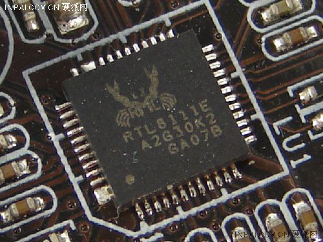 [04/11/2010] Biostar TP67XE (1)