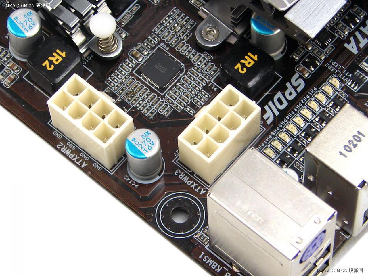 [04/11/2010] Biostar TP67XE (6)