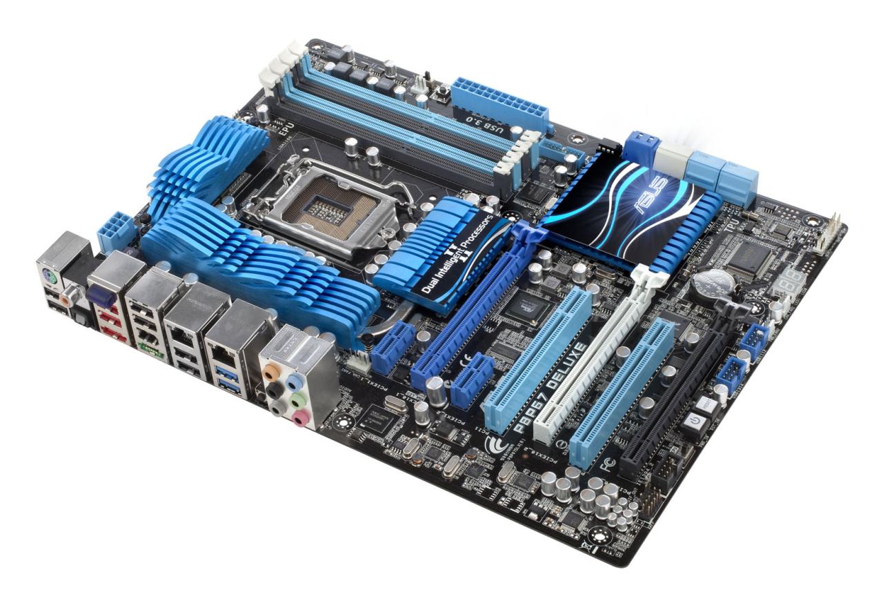 [19/11/2010] Asus P8P67 Deluxe: Wir haben das Board bereits ausprobiert - den Link zum entsprechenden Artikel finden Sie im Text dieser News-Meldung.
