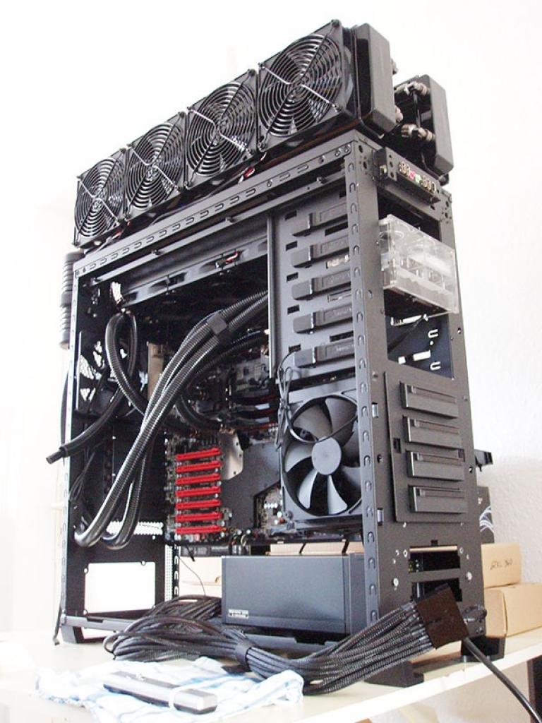 [05/11/2010] Casemod Behemoth Projekt: Black Industrial meets Mutter aller Mainboards EVGA SR-2 (54)