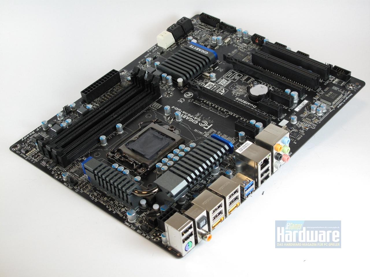 [22/11/2010] Gigabyte P67A-UD4 02