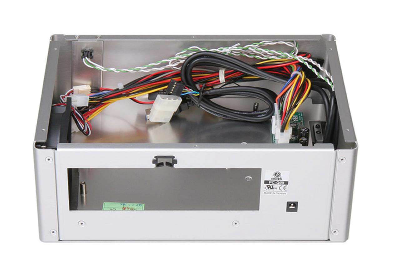 [11/11/2010] Lian Li PC-Q09