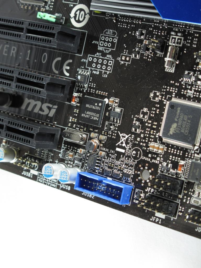 [17/11/2010] MSI P67A-C45 06