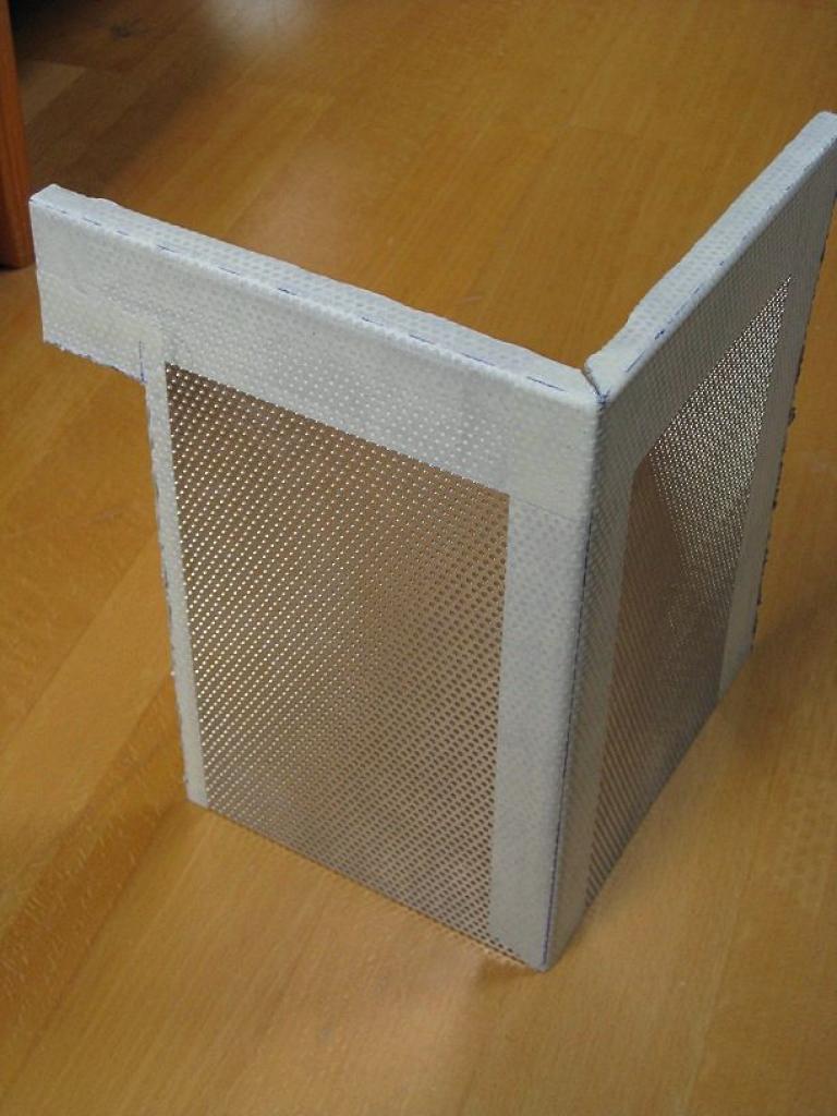 [26/11/2010] Luxuriöse Casemod eines Lian Li V2120X im Lochgitter-Design (15)