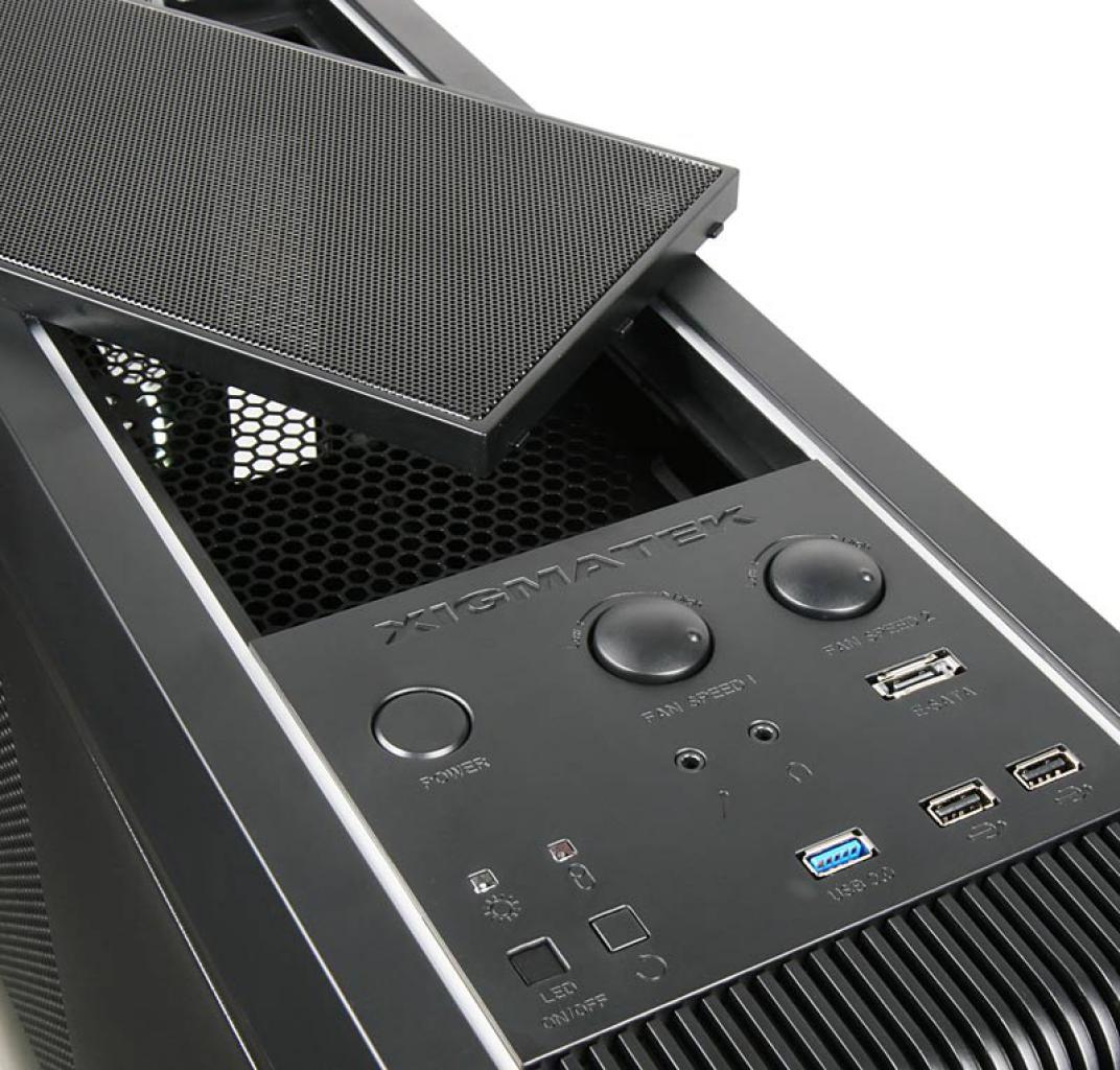 [12/11/2010] Xigmatek Pantheon: Neuer Midi-Tower mit Hot-Swap-HDD-Käfigen, USB 3.0 und Lüftersteuerung - Update: nun vorbestellbar (5)