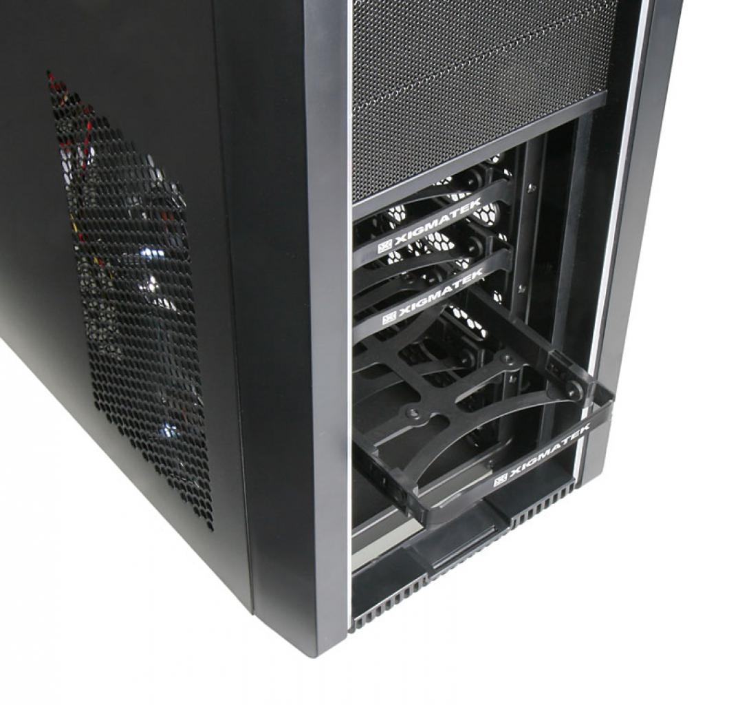 [12/11/2010] Xigmatek Pantheon: Neuer Midi-Tower mit Hot-Swap-HDD-Käfigen, USB 3.0 und Lüftersteuerung - Update: nun vorbestellbar (6)