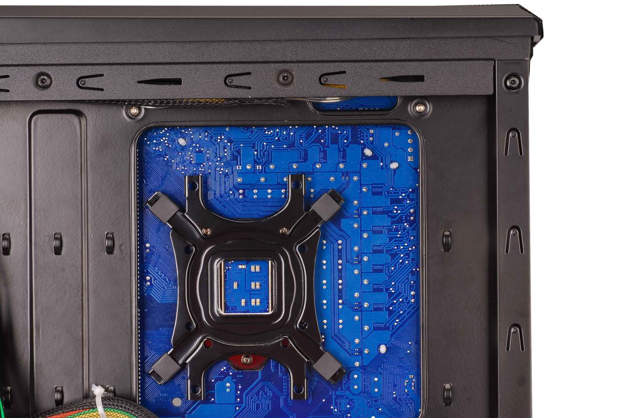 [04/11/2010] Zalman Z9 Plus (9)