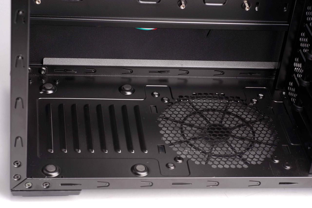 [04/11/2010] Zalman Z9 Plus (10)