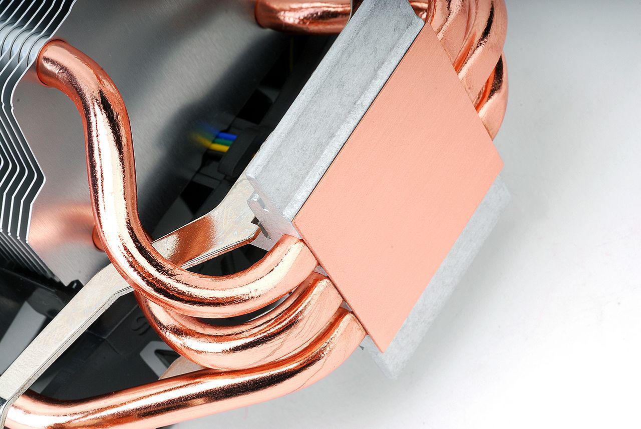 [22/11/2010] Zalman CNPS5X (13)