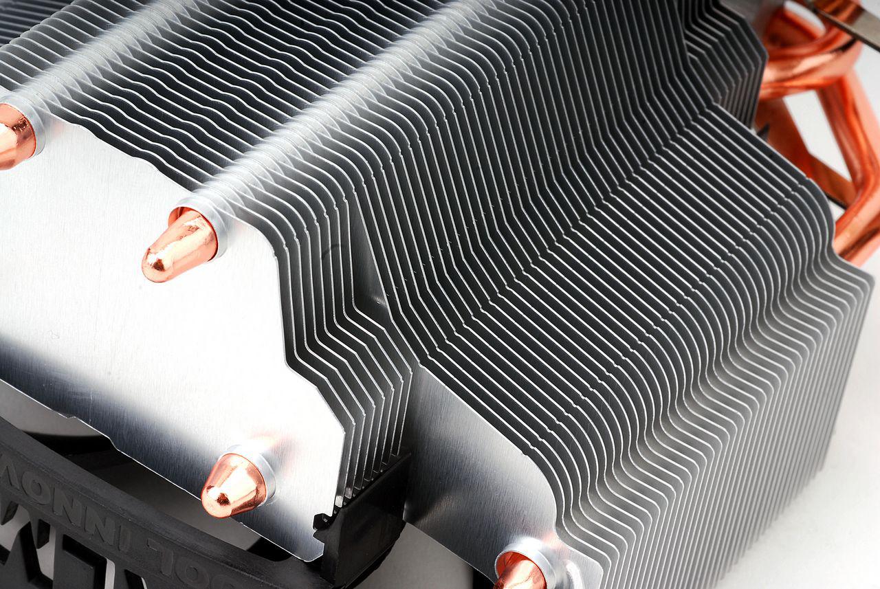 [22/11/2010] Zalman CNPS5X (14)
