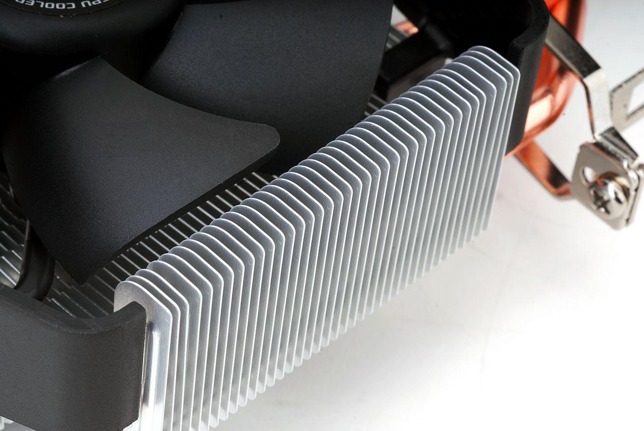 [22/11/2010] Zalman CNPS5X (19)