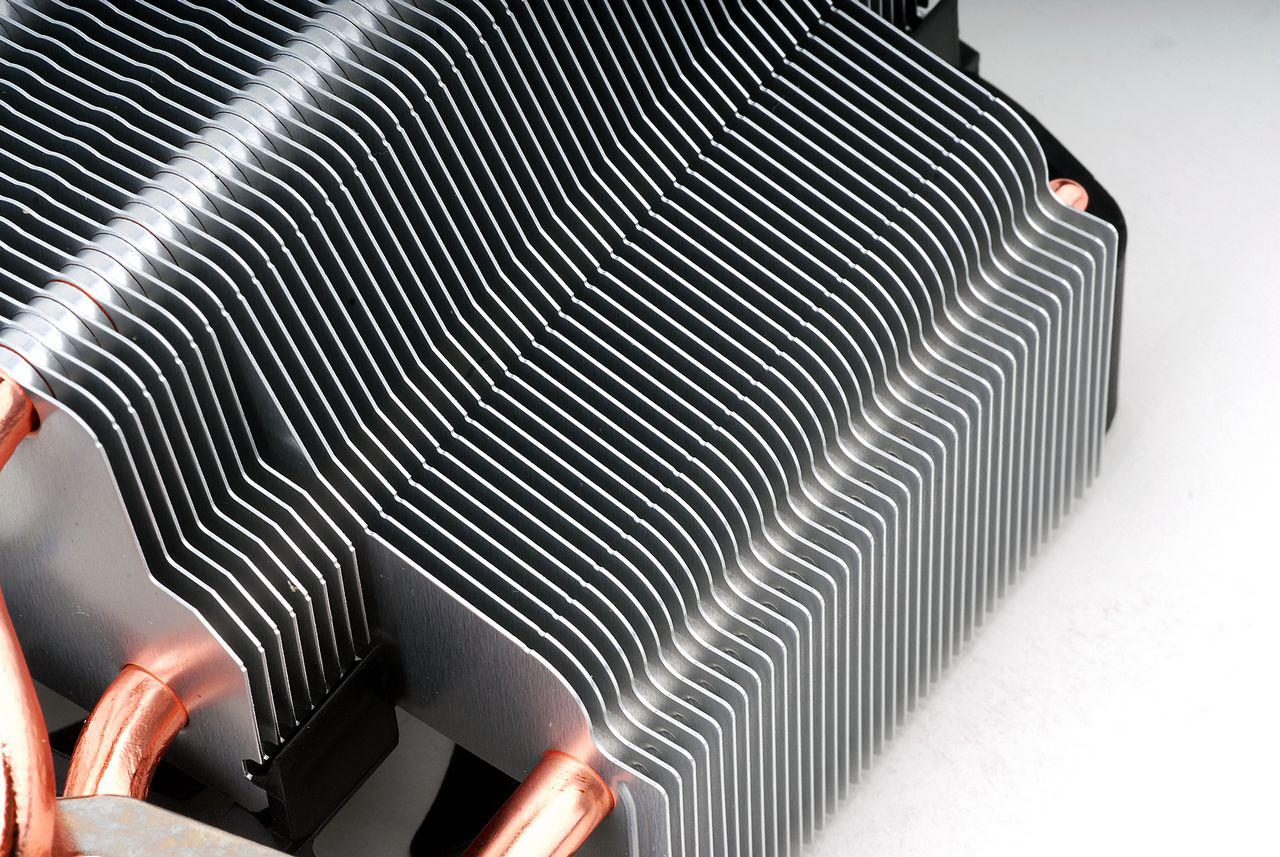 [22/11/2010] Zalman CNPS5X (21)
