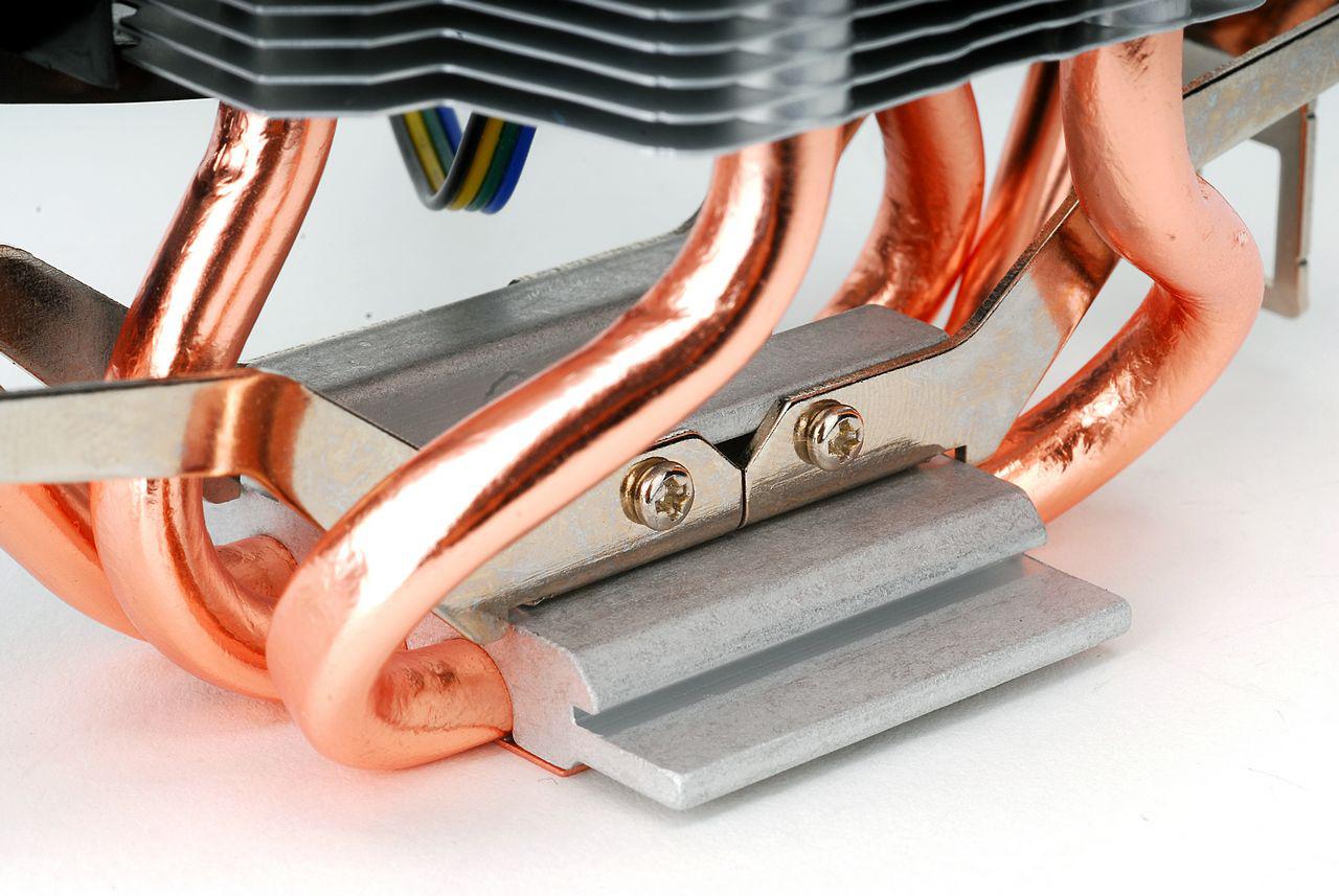 [22/11/2010] Zalman CNPS5X (34)