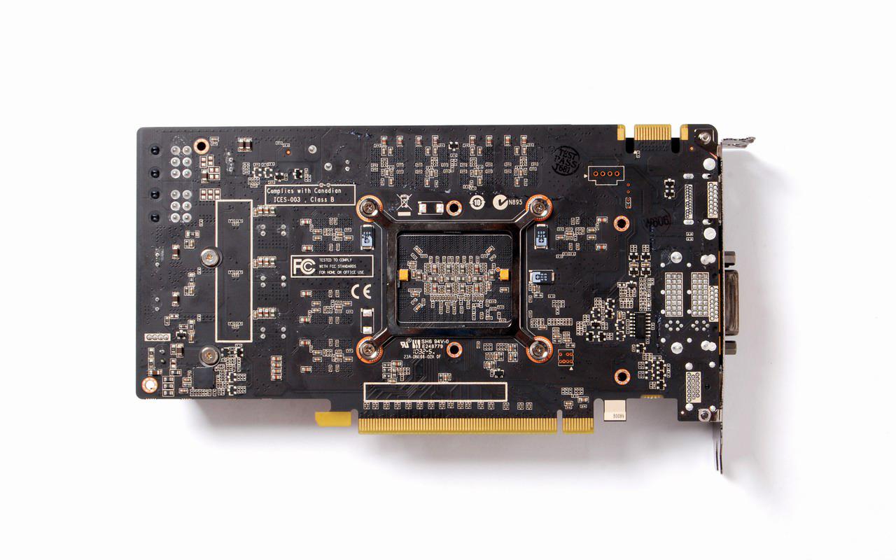 [15/11/2010] Zotac Geforce GTX 460 SE (3)