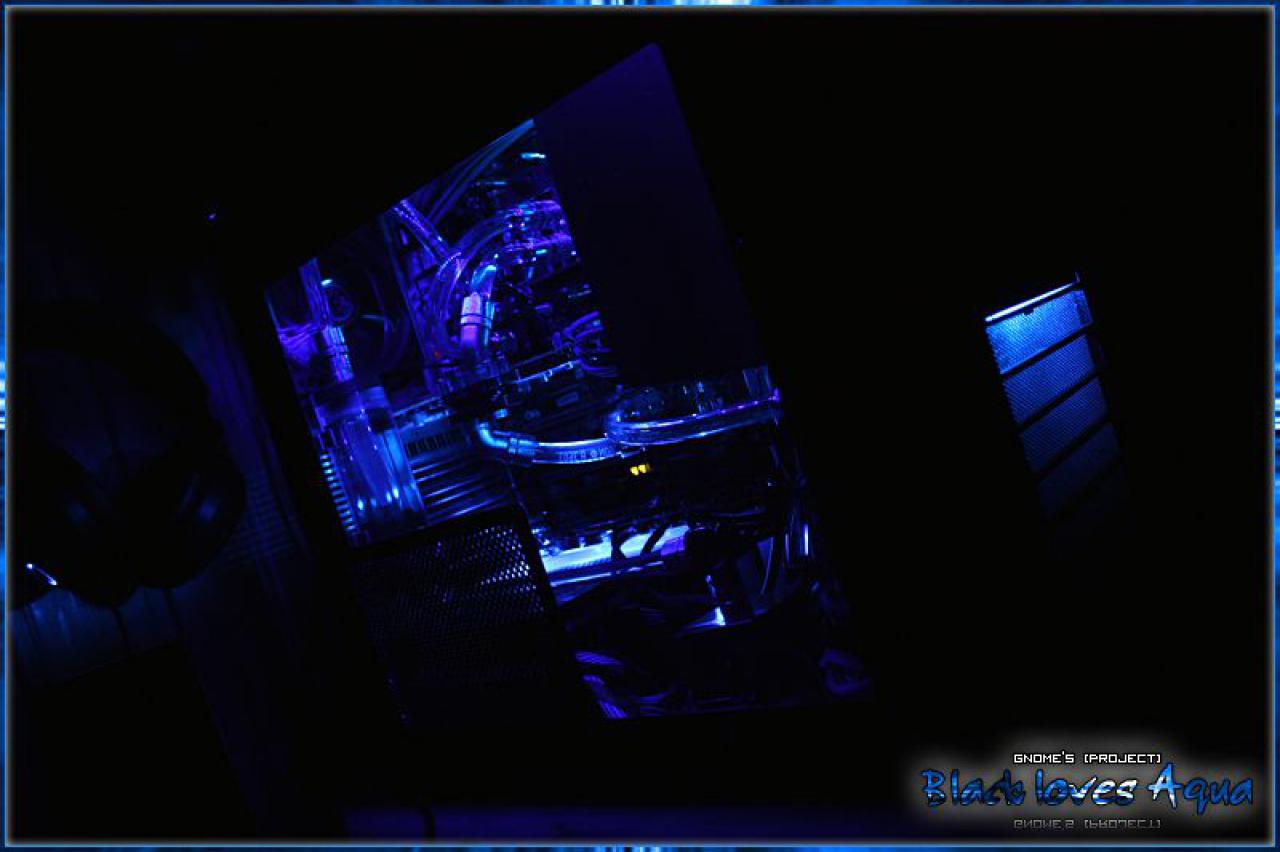 [19/11/2010] Black loves Aqua: Erstklassige Bilder der edlen Wakü-Casemod (9)