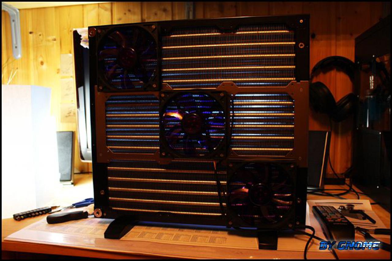 [19/11/2010] Black loves Aqua: Erstklassige Bilder der edlen Wakü-Casemod (29)