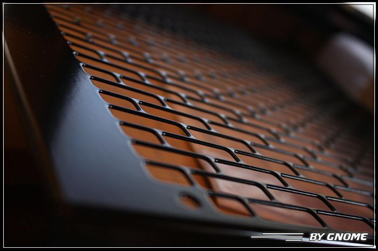 [19/11/2010] Black loves Aqua: Erstklassige Bilder der edlen Wakü-Casemod (45)