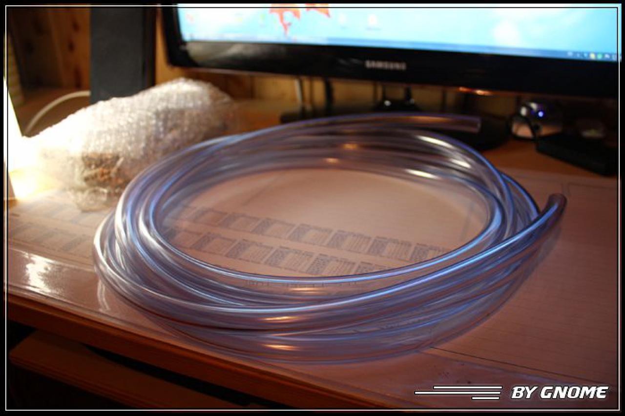 [19/11/2010] Black loves Aqua: Erstklassige Bilder der edlen Wakü-Casemod (50)