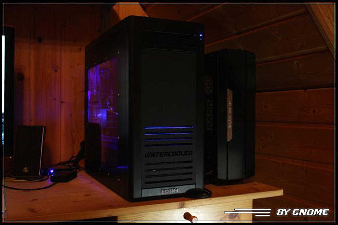 [19/11/2010] Black loves Aqua: Erstklassige Bilder der edlen Wakü-Casemod (63)