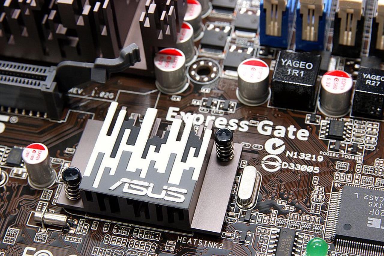 [19/11/2010] Die Mainboard-Schätze der PCGH-Community - Neues Update (4)