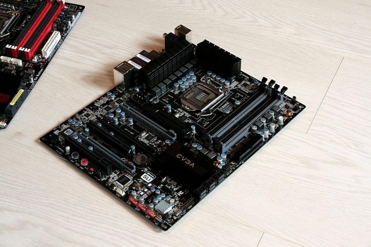 [19/11/2010] Die Mainboard-Schätze der PCGH-Community - Neues Update (17)