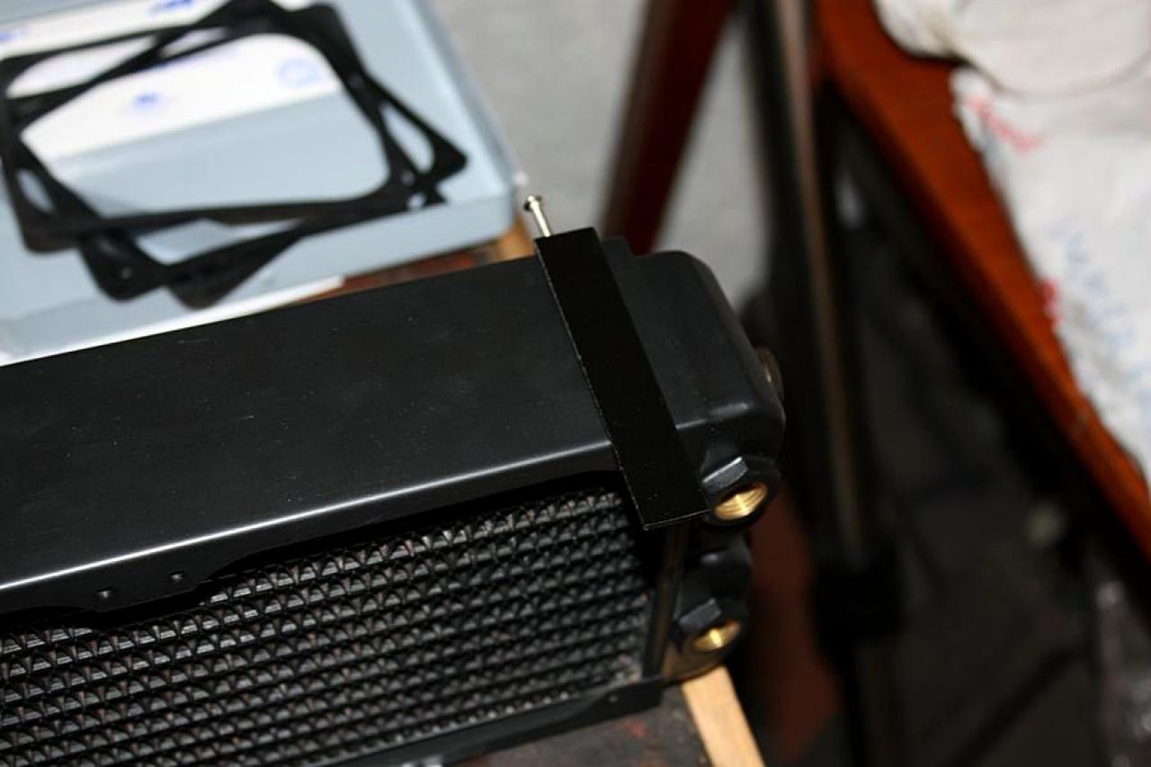 [12/11/2010] A New Era: Starke Lian-Li-Casemod mit Wasserkühlung (9)