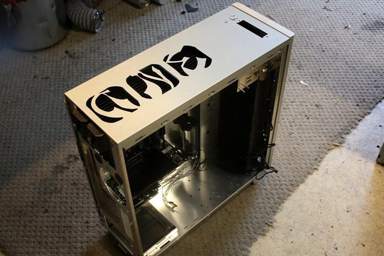 [12/11/2010] A New Era: Starke Lian-Li-Casemod mit Wasserkühlung (41)