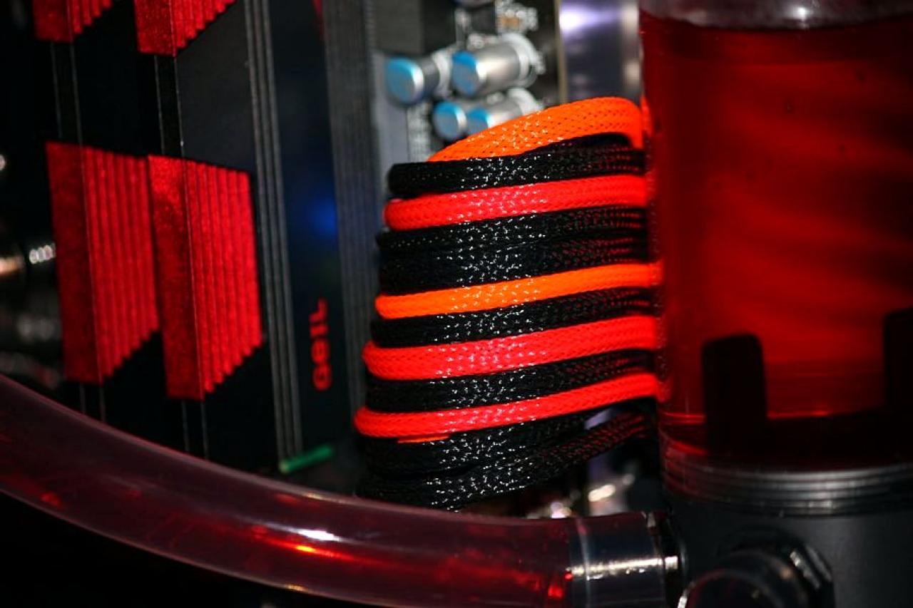 [12/11/2010] A New Era: Starke Lian-Li-Casemod mit Wasserkühlung (55)