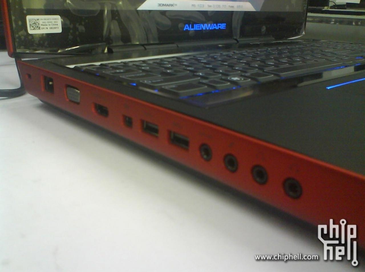 [10/12/2010] Alienware M17xR3: Fotos und Benchmarks des Sandy Bridge-Notebooks aufgetaucht (3)
