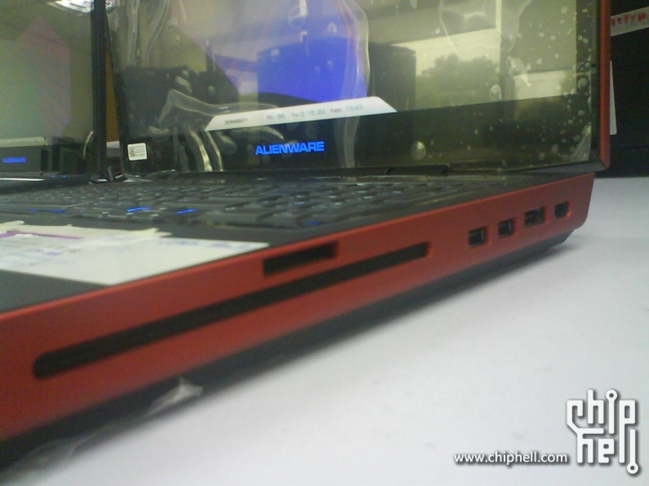 [10/12/2010] Alienware M17xR3: Fotos und Benchmarks des Sandy Bridge-Notebooks aufgetaucht (5)