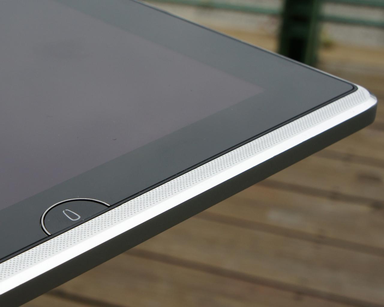 [28/12/2010] Asus Eee Pad: Teaser-Fotos zeigen kommende Geräte (5)