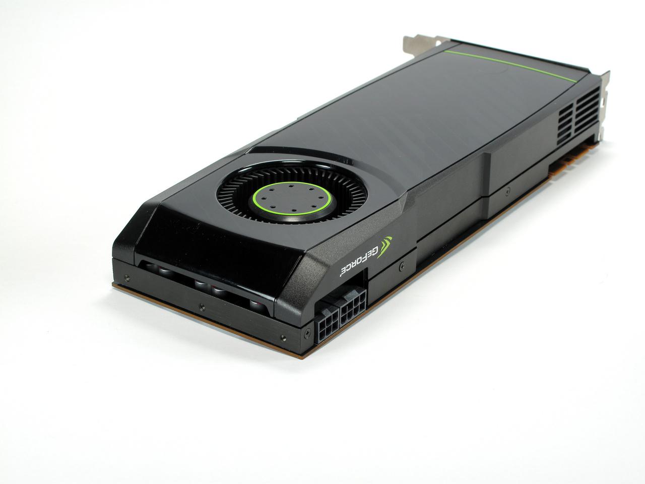 [22/12/2010] Geforce GTX 580 (November): Was bereits für 2009 geplant und Anfang 2010 gestrichen wurde, passiert: Fermi erscheint erstmals im Vollausbau mit 512 Shader-ALUs (