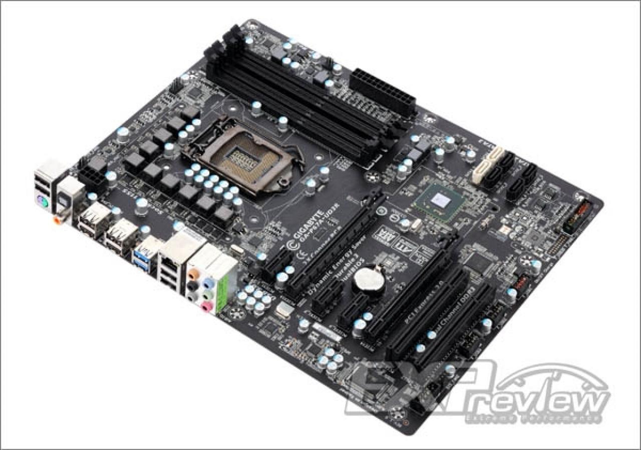 [20/12/2010] Gigabyte GA-P67A-UD3R: Detailfotos des Sandy Bridge-Mainboards veröffentlicht (16)