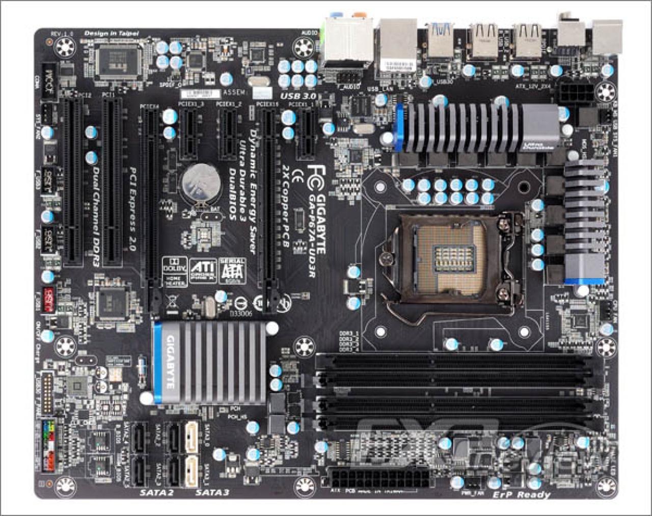 [20/12/2010] Gigabyte GA-P67A-UD3R: Detailfotos des Sandy Bridge-Mainboards veröffentlicht (4)