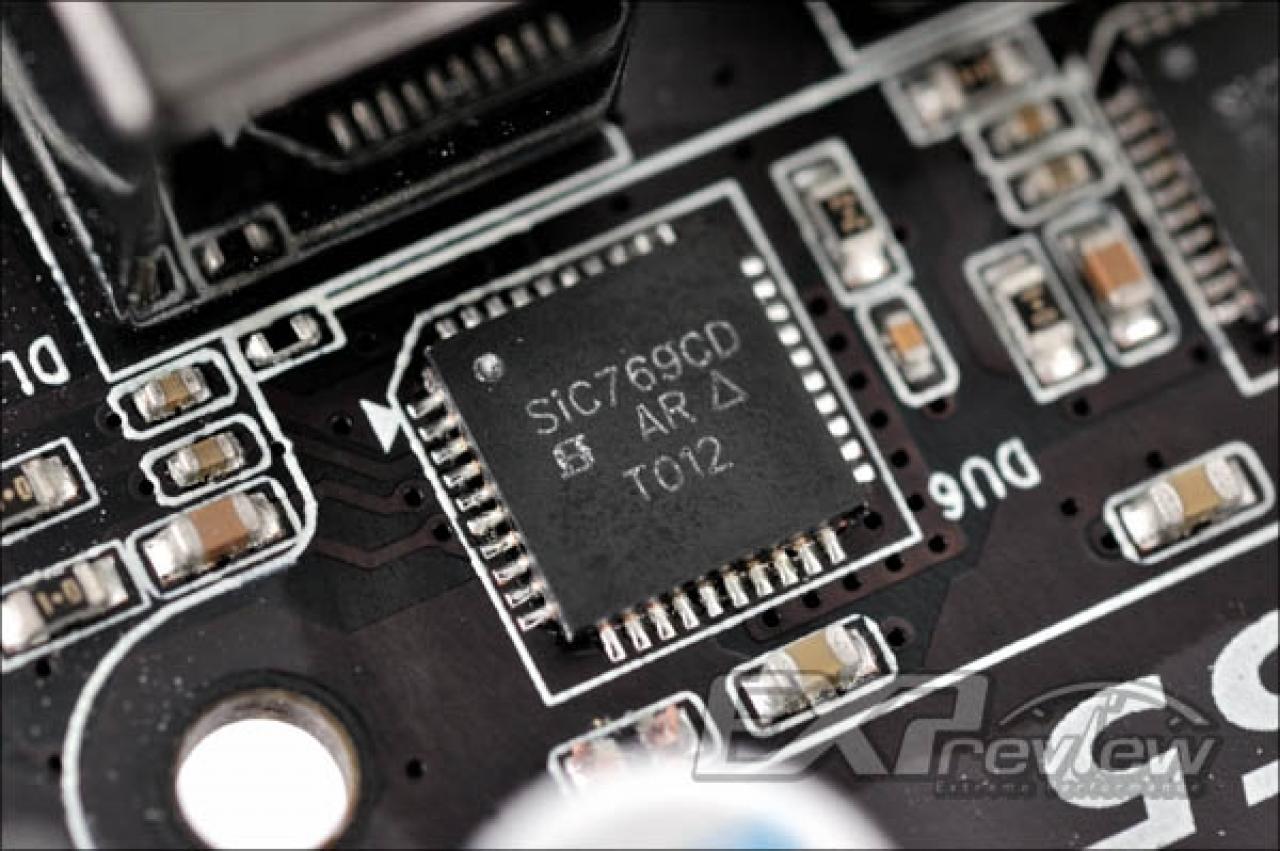 [20/12/2010] Gigabyte GA-P67A-UD3R: Detailfotos des Sandy Bridge-Mainboards veröffentlicht (15)