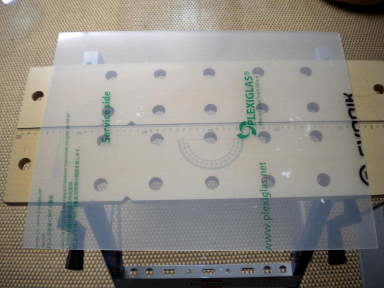 [21/12/2010] HAF-932-Casemod mal anders: Weiß-blauer PC aus Bayern (11)
