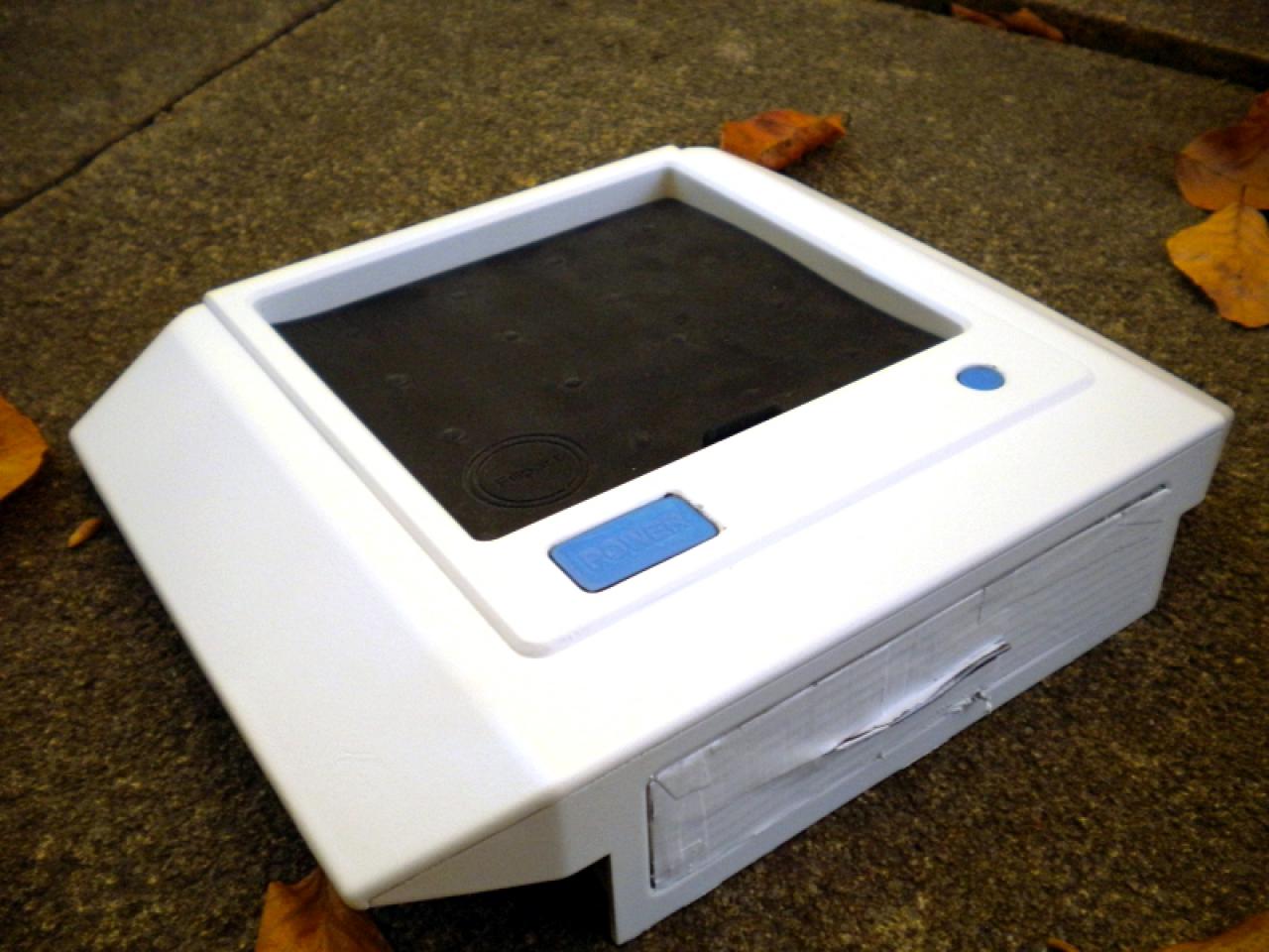 [21/12/2010] HAF-932-Casemod mal anders: Weiß-blauer PC aus Bayern (24)