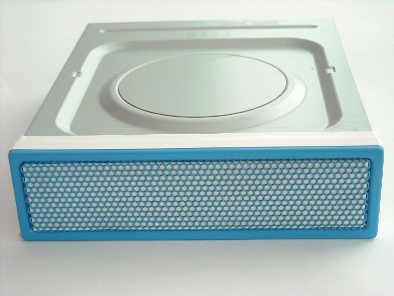 [21/12/2010] HAF-932-Casemod mal anders: Weiß-blauer PC aus Bayern (34)