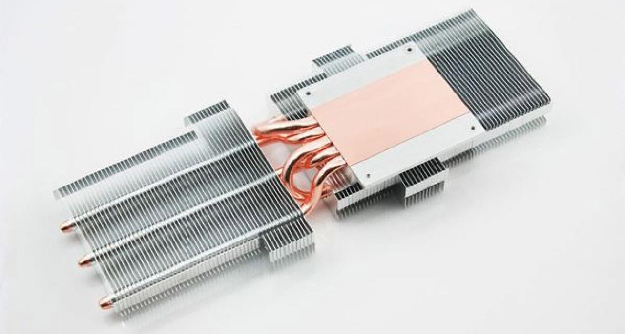 [16/12/2010] Inno3D: Grafikkartenkühler mit drei Lüftern für Geforce GTX 580 und Geforce GTX 570 (7)