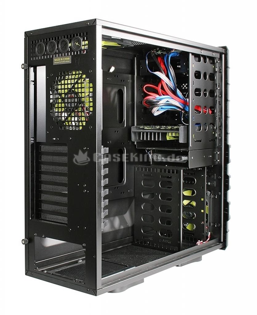 [28/12/2010] In Win Dragon Rider: Big-Tower mit fünf Lüfter und USB 3.0 (3)