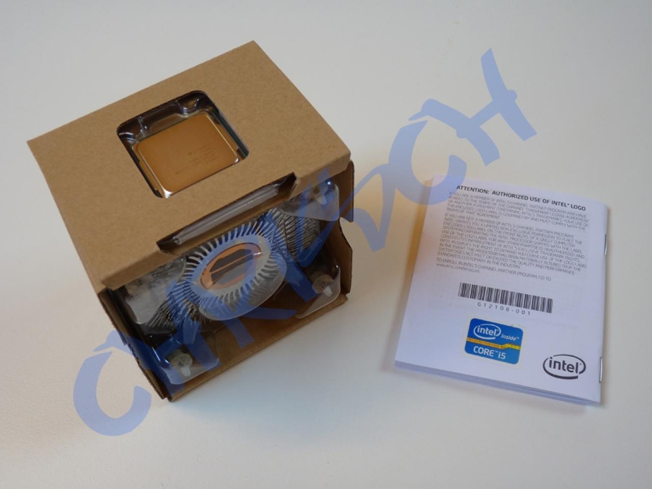 [13/12/2010] Intel Sandy Bridge: Fotos eines Intel Core i5-2500K mit Kühler und Verpackung aufgetaucht (3)