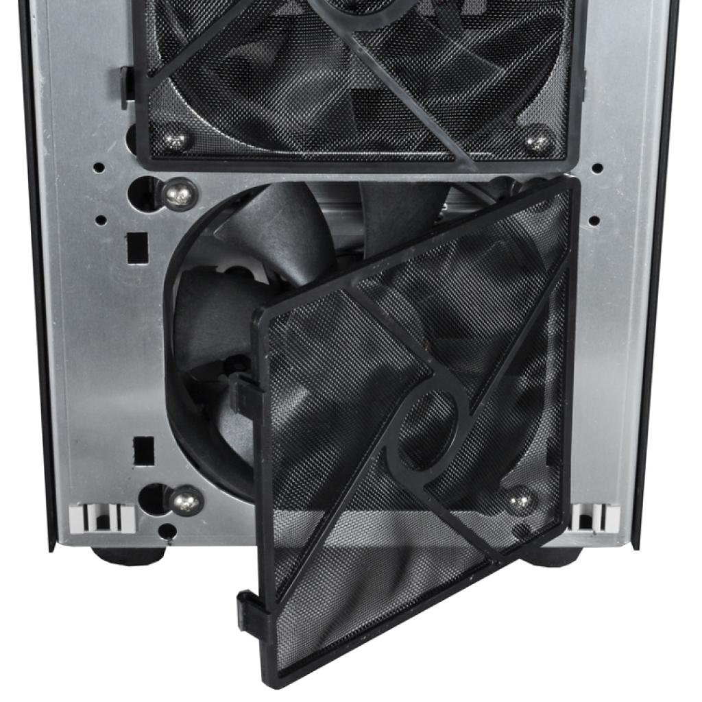 [21/12/2010] Lian Li PC-A04 (4)