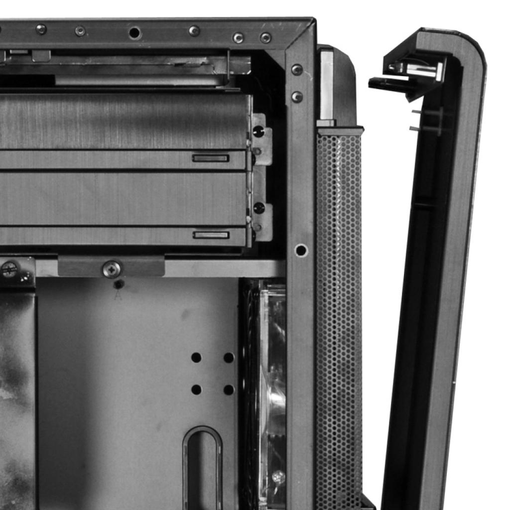 [08/12/2010] Lian Li PC-X500FX: Nachfolger des PC-X500 nun mit Seitenfenster und USB 3.0 (13)