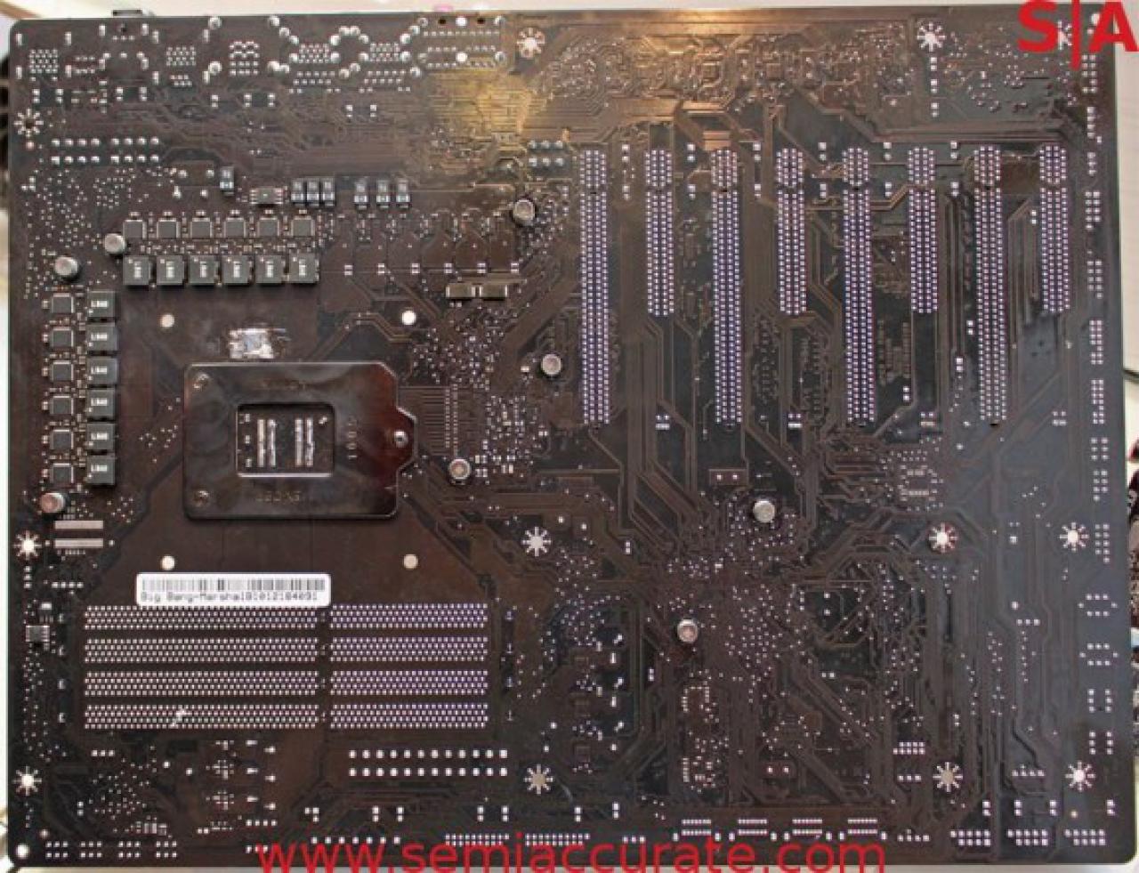 [29/12/2010] MSI Big Bang Marshall 02