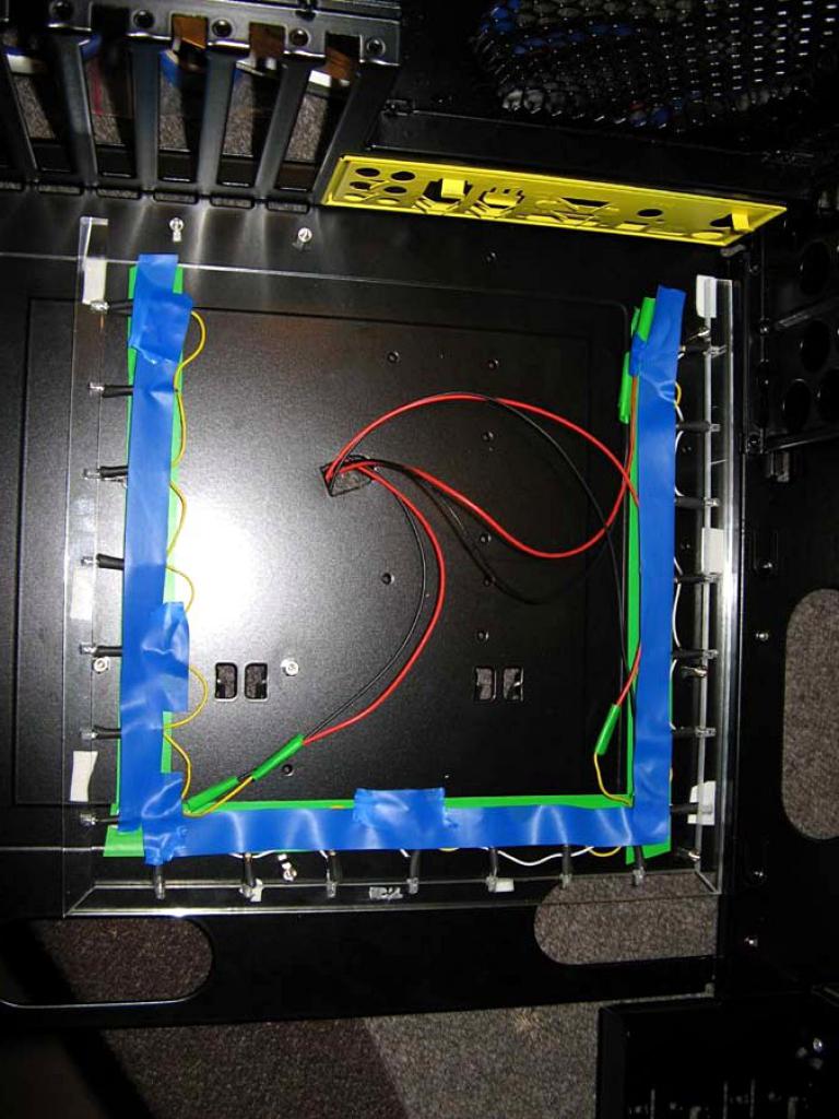 [23/12/2010] PCGH-Casemod von NobLorRos - Update: Zusammenbau (23)